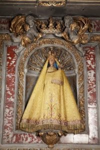 Sainte Vierge de Verdelais - manteau jaune